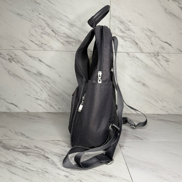 2/$100 LIKE NEW Baggallini All Day Backpack and RFID Phone Wristlet - Picture 8 of 12
